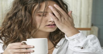 7 Reasons Why You Feel Dizzy All The Time!