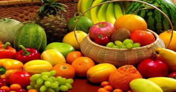 Is it a better option to eat fruits on an empty stomach? Fruits